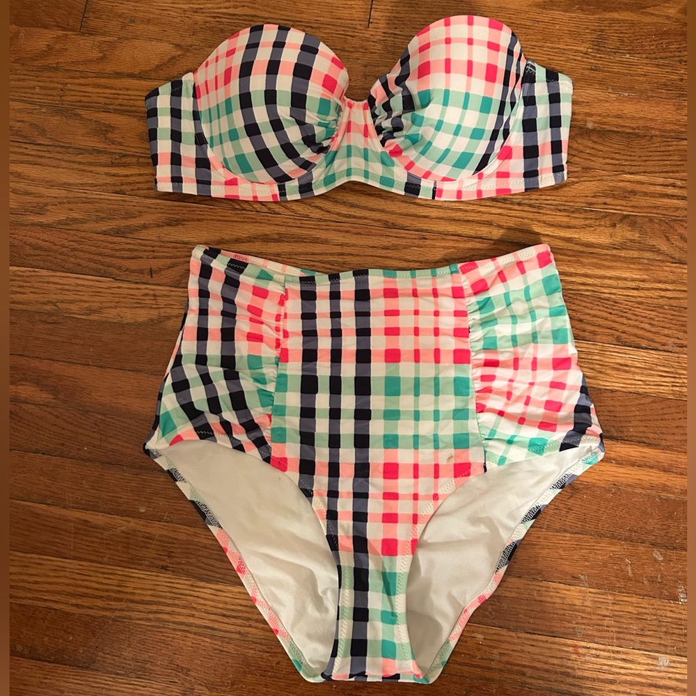 Aerie multi-color high waisted bikini. Size Medium.